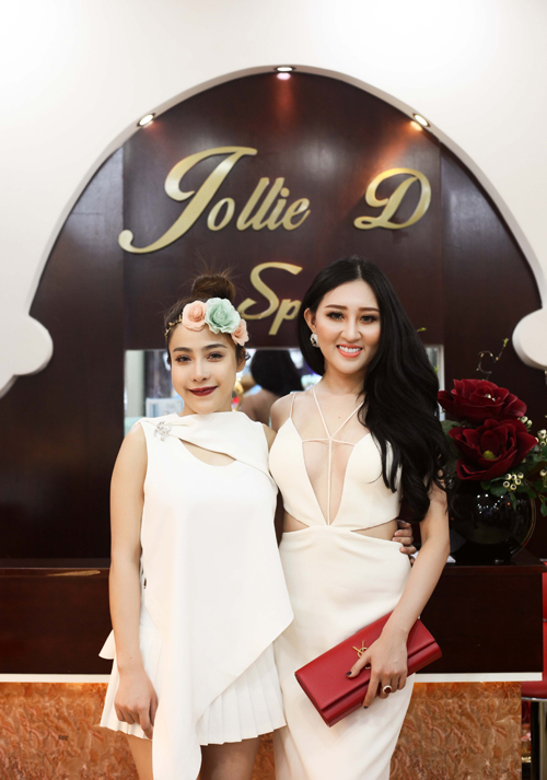 huynh-thuy-anh-46-8-ngoisao 2 Huỳnh Thúy Anh, Jollie D Spa, Thẩm mỹ cao cấp, Thẩm mỹ không phẫu thuật