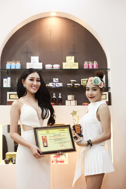 huynh-thuy-anh-46-9-ngoisao 1 Huỳnh Thúy Anh, Jollie D Spa, Thẩm mỹ cao cấp, Thẩm mỹ không phẫu thuật