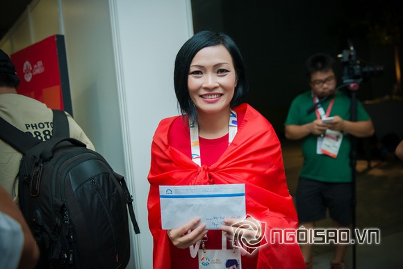 Phuong thanh,ca si phuong thanh,phuong thanh bat khoc,sea games 28,dai su sea games 28