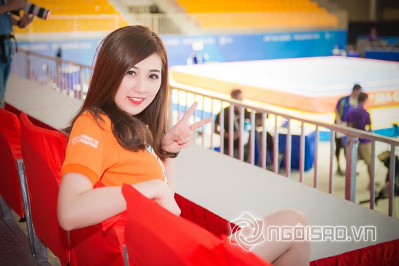 Phuong thanh,ca si phuong thanh,phuong thanh bat khoc,sea games 28,dai su sea games 28