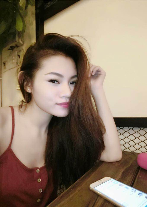 quyen-tran-96-4-ngoisao 2 Quyên Trần, Kem tắm trắng, Mỹ phẩm tắm trắng, Mỹ phẩm Whitening & Care