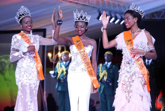 Hoa hậu Thế giới Zimbabwe 2015, Hoa hậu bị truất ngôi, Hoa hậu lộ ảnh nóng, Hoa hậu lộ ảnh nude, Zimbabwe, Miss Zimbabwe, tin ngôi sao, tin ngoi sao