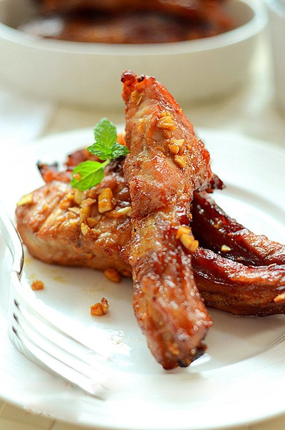 sườn nướng tỏi,cách làm món sườn nướng tỏi,món ngon ngày rảnh rỗi,món sườn nướng