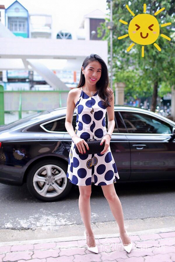 Thủy Tiên, Thủy Tiên đi dép tổ ong, ca sĩ Thủy Tiên