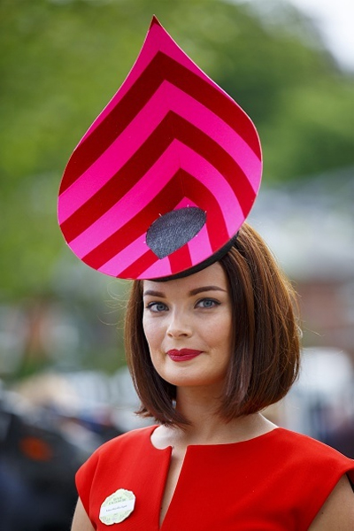 phụ nữ hoàng gia Anh,chiếc mũ độc đáo của hoàng gia Anh,lễ hội Royal Ascot,thời trang hoàng gia Anh