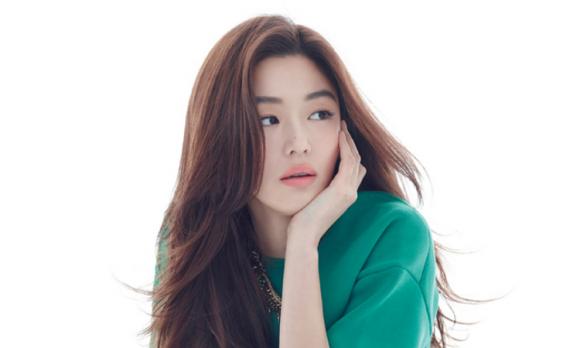 Jun Ji Hyun,Jun Ji Hyun già nua,Jun Ji Hyun kém xinh tại sự kiện