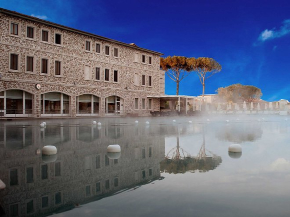 khách sạn tốt nhất thế giới,khách sạn tốt năm 2015,Shangri-La,The Langham,Terme di Saturnia,Baccarat Hotel and Residences,Oberoi Rajvilas