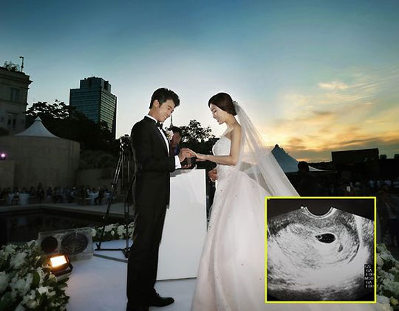 Ahn Jae Wook,Ahn Jae Wook lên chức bố,nam tài tử ước mơ vươn tới một ngôi sao Ahn Jae Wook,đám cưới Ahn Jae Wook 
