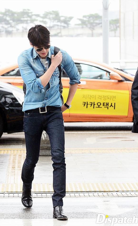 Kim Woo Bin, thời trang Kim Woo Bin, Kim Woo Bin ở sân bay, thời trang, tin ngoi sao