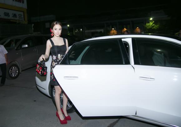 Angela Phương Trinh, Á quân Bước nhảy hoàn vũ 2015, Angela Phương Trinh diện hàng hiệu, Angela Phương Trinh đẳng cấp dự sự kiện