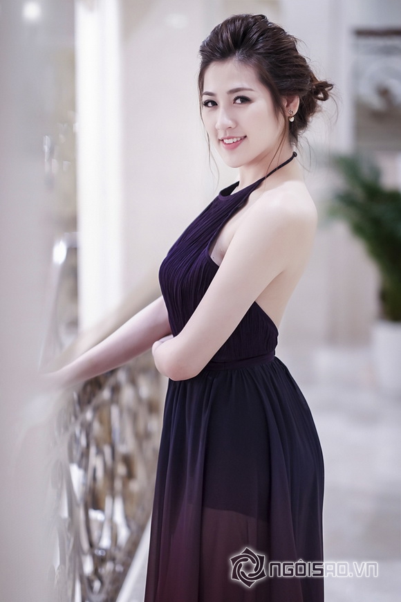 A hau tu anh,hoa hau viet nam 2012,tu anh khoe vai tran quyen ru,tu anh ngot ngao