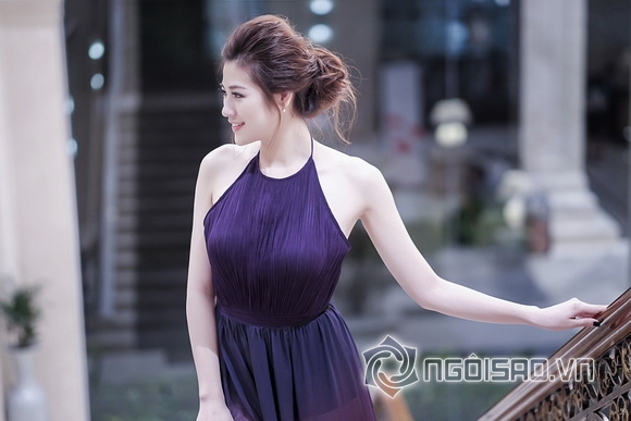 A hau tu anh,hoa hau viet nam 2012,tu anh khoe vai tran quyen ru,tu anh ngot ngao