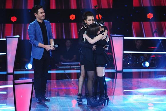 Hotgirl dieu mi,thi sinh doi tuan hung,huan luyen vien tuan hung,the voice 2015,giong hat viet 2015,vong giau mat