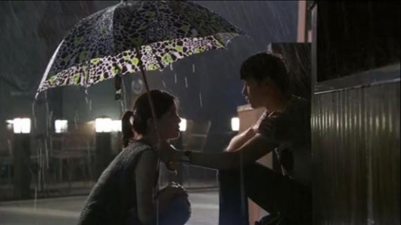 phim Hàn, cảnh lãng mạn Phim Hàn, cảnh dưới ô trong mưa trên phim Hàn, Pinocchio, phim Hàn lãng mạn, cảnh dưới ô trong mưa lãng mạn nhất trong phim Hàn, tin ngôi sao, tin ngoi sao, Phim Han, canh lang