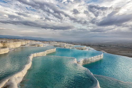 hồ bơi tự nhiên,chiêm ngưỡng hồ bơi tự nhiên đẹp nhất thế giới,Tat Kuang Si,Pamukkale,Ik Kil,Blue Lagoon