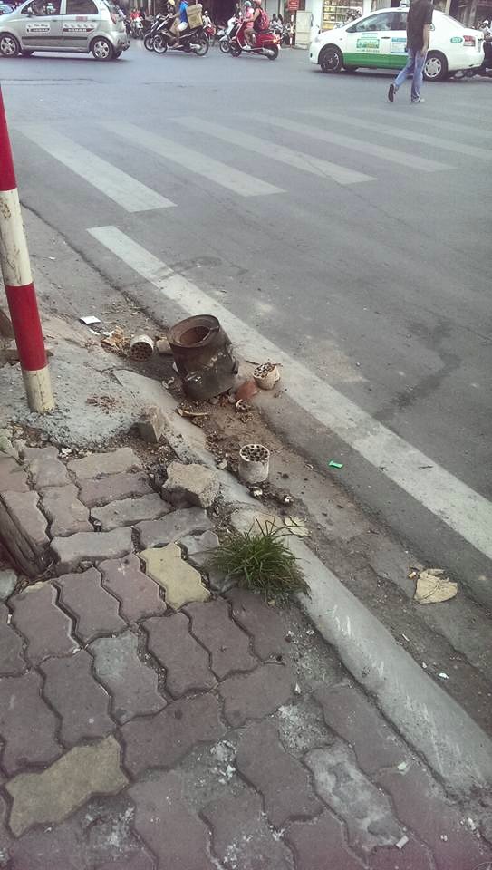 ba người phụ nữ và cái lò than, người đàn bà bắt đền lò than vứt đi, chuyện cái lò than