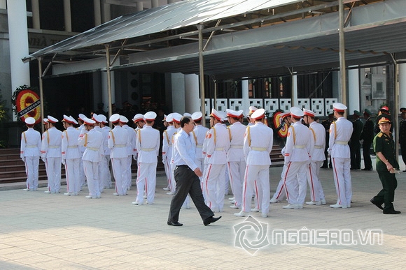 đám tang nhạc sĩ An Thuyên,nhạc sĩ An Thuyên qua đời,gia đình nhạc sĩ An Thuyên làm lễ tụng kinh,trực tiếp đám tang nhạc sĩ An Thuyên, dam tang nhac sy an thuyen