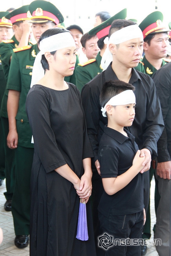 đám tang nhạc sĩ An Thuyên,nhạc sĩ An Thuyên qua đời,gia đình nhạc sĩ An Thuyên làm lễ tụng kinh,trực tiếp đám tang nhạc sĩ An Thuyên, dam tang nhac sy an thuyen