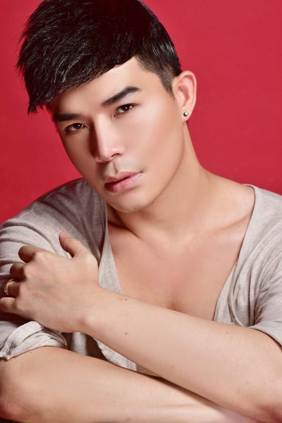 Nathan Lee, Ông hoàng Opera, Quý ông hát tình ca, Nathan Lee khoe ngực vạm vỡ, Nathan Lee đầy mê hoặc
