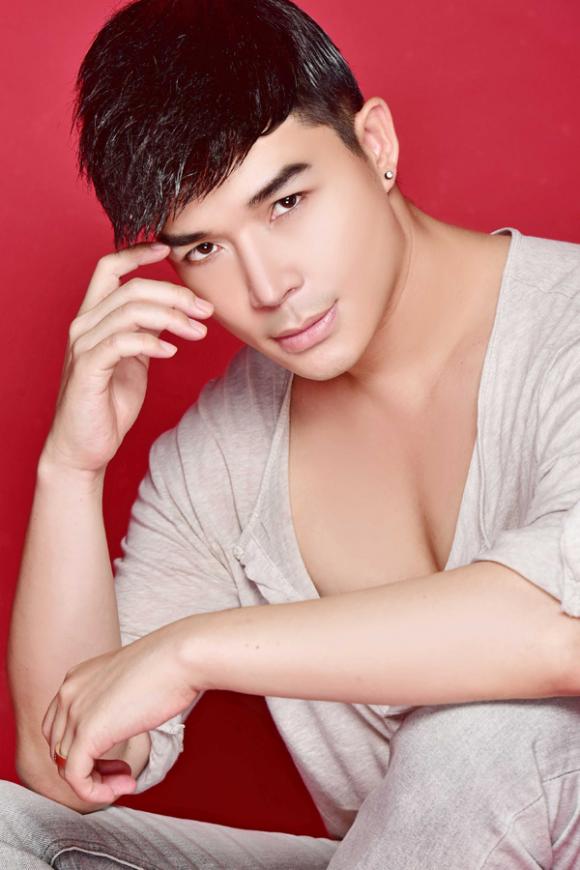Nathan Lee, Ông hoàng Opera, Quý ông hát tình ca, Nathan Lee khoe ngực vạm vỡ, Nathan Lee đầy mê hoặc