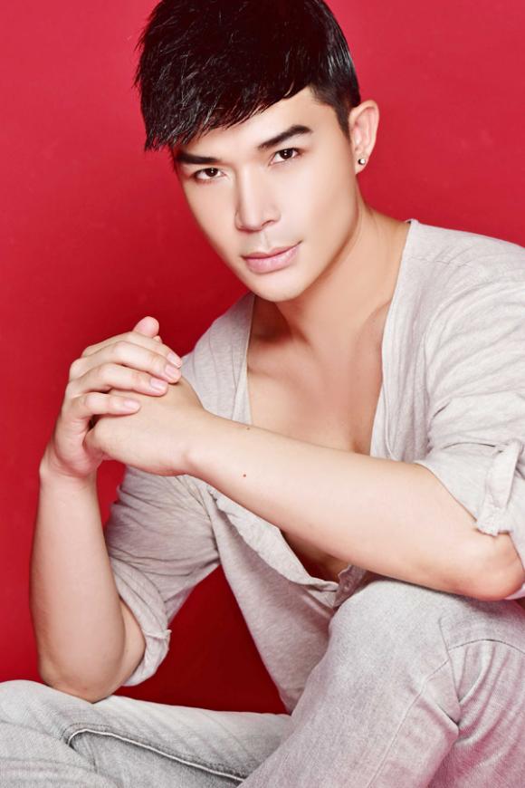 Nathan Lee, Ông hoàng Opera, Quý ông hát tình ca, Nathan Lee khoe ngực vạm vỡ, Nathan Lee đầy mê hoặc