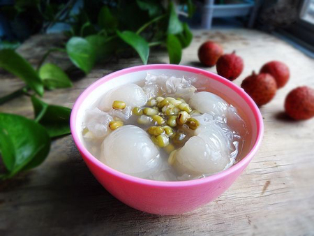 chè vải đậu xanh,cách làm chè vải đậu xanh,chè vải đậu xanh giải nhiệt mùa hè,món lạ chè vải đậu xanh
