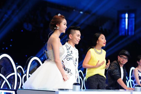 Minh Hằng, Nữ hoàng khiêu vũ 2012, Minh Hằng - Phan Hiển, Minh Hằng - Phan Hiển nhường nhịn Đoan Trang, Bước nhảy hoàn vũ nhí 2015, vòng Tuyển chọn 