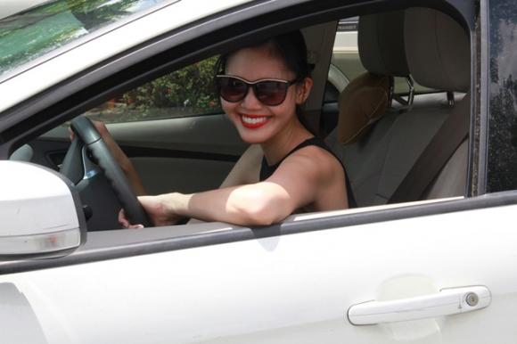 Kim Nguyên, Á hậu Kim Nguyên, Miss Coastal Viet Nam Global 2015, Hoa hậu biển xanh Việt Nam toàn cầu 2015, Á hậu Kim Nguyên vinh quang về nước, Á hậu KIm Nguyên tụt cân, A ahu Kim Nguyen