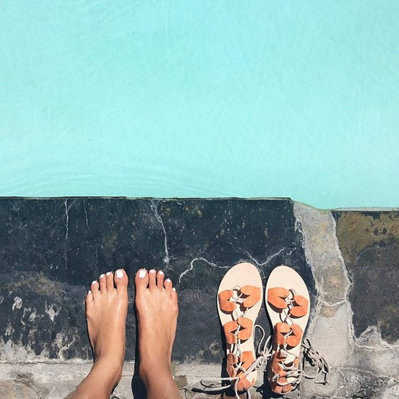 chăm sóc chân,chăm sóc chân tự tin đi sandal,chân xinh đi sandal mùa hè,những bước chăm sóc chân xinh
