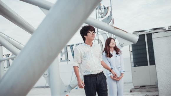 Bùi Anh Tuấn, Hoàng tử hát tình ca, học trò Hà Hồ, Bùi Anh Tuấn hôn bạn gái, Bùi Anh Tuấn buông