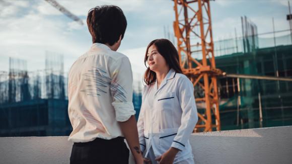 Bùi Anh Tuấn, Hoàng tử hát tình ca, học trò Hà Hồ, Bùi Anh Tuấn hôn bạn gái, Bùi Anh Tuấn buông