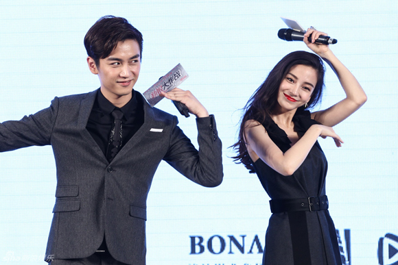 Angela Baby,Angela Baby lộ thân hình gầy gò,Angela Baby mỏng manh,Angela Baby trong sự kiện