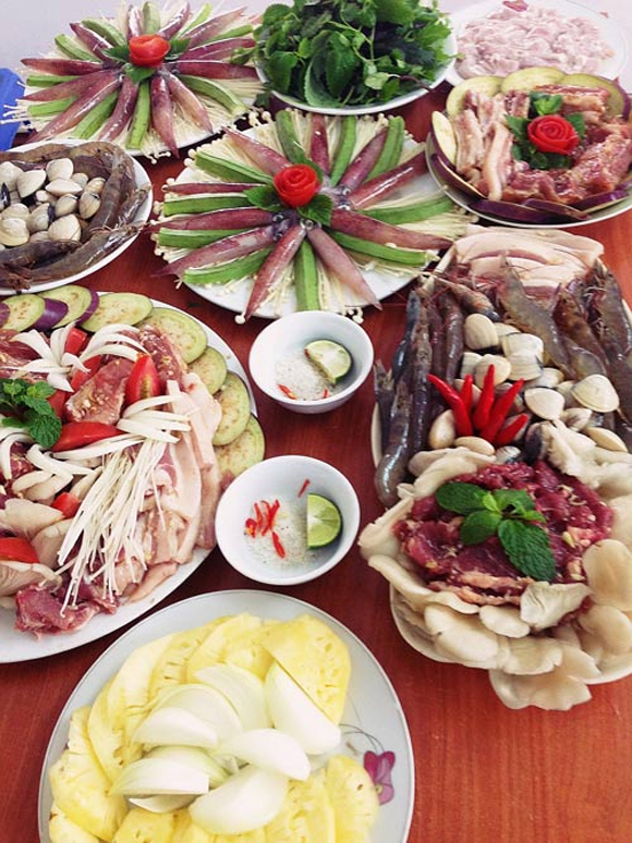 lẩu nướng,cách làm lẩu nướng,lẩu nướng thơm lừng hấp dẫn,lựa chọn thực phẩm tươi ngon làm lẩu nướng,khéo léo tẩm ướp gia vị lẩu nướng