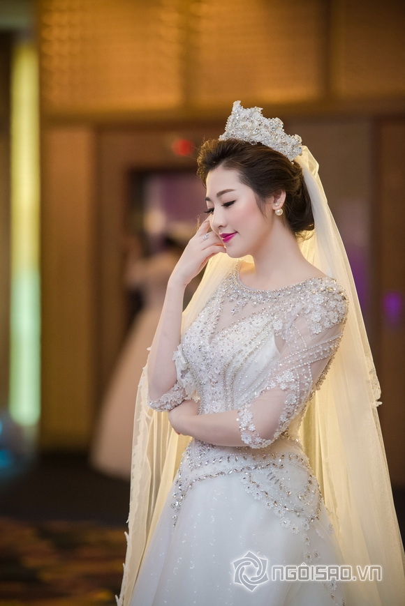 A hau tu anh,a hau viet nam 2012,hoa hau viet nam 2012,tu anh lam co dau xinh dep tuyet tran,tu anh tham gia le hoi cuoi