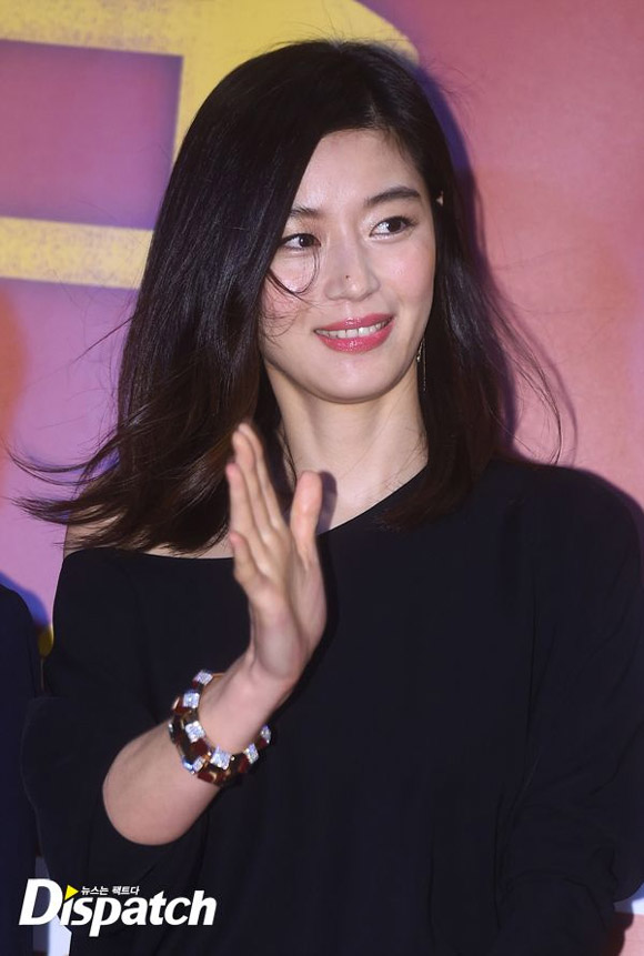 Jun Ji Hyun,Jun Ji Hyun tại sự kiện,Jun Ji Hyun quyến rũ ở tuổi 34,nữ diễn viên Jun Ji Hyun