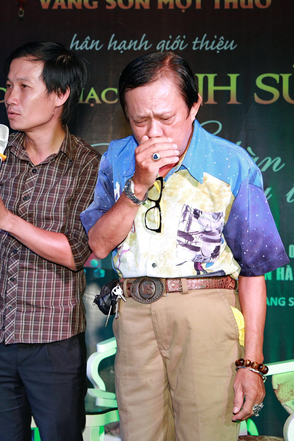 Vua nhac sen vinh su,nhac sy vinh su,dem nhac vinh su,cuoc doi vinh su,vinh su ke chuyen tieu 12 cay vang mot dem