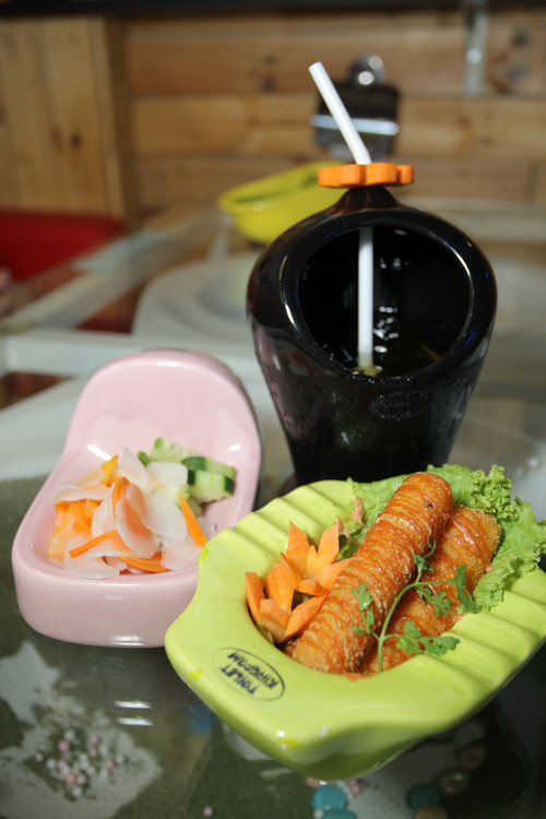 Cao Thùy Linh, Cà phê toilet, Tin sao việt, Tin sao viet