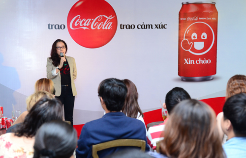 Tiến Đạt, Hari Won, Chi Pu, Coca-cola, Sao việt bày tỏ cảm xúc