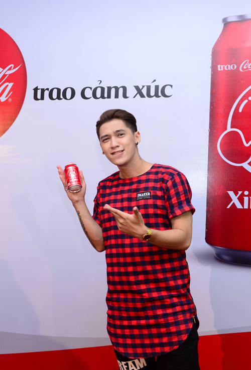 Tiến Đạt, Hari Won, Chi Pu, Coca-cola, Sao việt bày tỏ cảm xúc