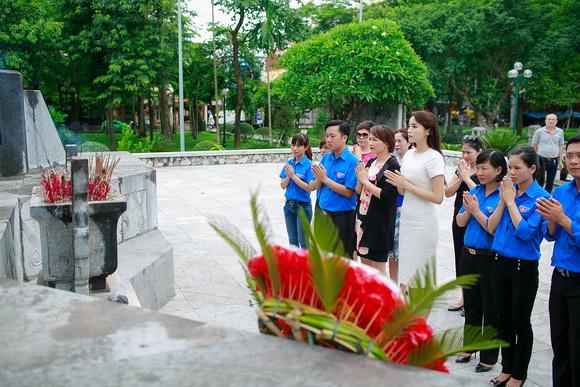 Hoa hau ky duyen,hoa hau nguyen cao ky duyen,hoa hau viet nam 2014,hoa hau ky duyen vè que lam tu thien