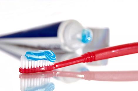 sai lầm khi sử dụng bàn chải đánh răng, bệnh răng miệng