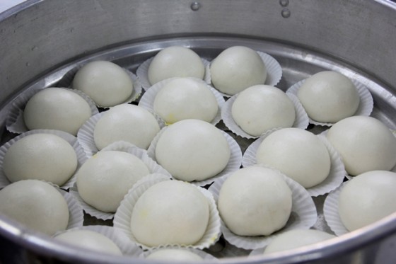 bánh bao nhân trứng sữa, bánh bao ngọt, cách làm bánh bao, món ngon, bánh bao thơm ngon, ăn ngon, món ngon, ẩm thực, làm bánh bao