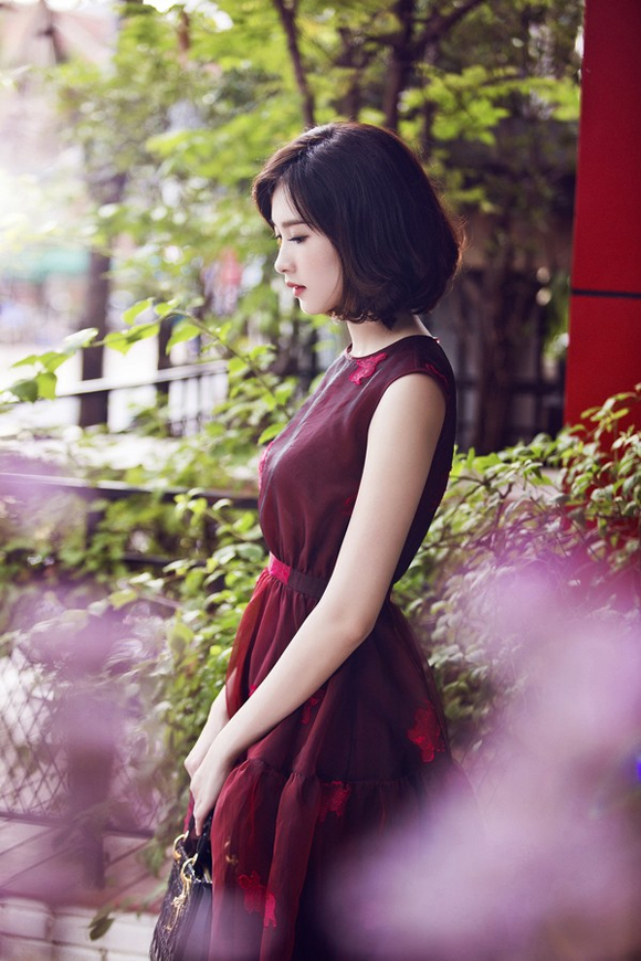 Hoa hậu Đặng Thu Thảo,Đặng Thu Thảo,Đặng Thu Thảo hút ánh nhìn,Đặng Thu Thảo đẹp không tì vết,Đặng Thu Thảo cắt tóc ngắn