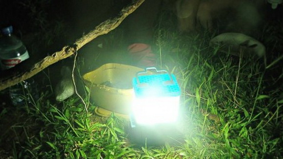 Philippines,đèn chạy bằng nước muối,công nghệ đèn chạy bằng nước muối,công nghệ Philippines