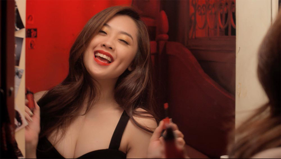 Vietnam Idol 2015, hot girl Vietnam Idol, Khánh Tiên, hot girl Vietnam Idol tung MV đầu tay, hot girl Vietnam Idol khoe vẻ nóng bỏng, MV Crush On You
