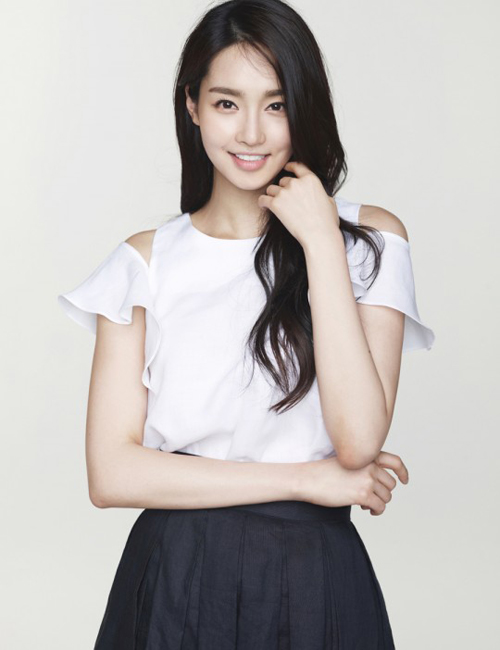 vien-tham-my-ngoc-hien-38-2-ngoisao 6 Viện thẩm mỹ Ngọc Hiền, Phẫu thuật thẩm mỹ, Nụ cười tỏa nắng