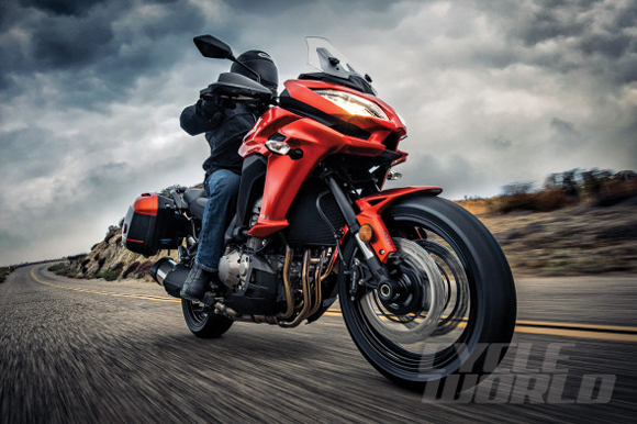 Xe phan khoi lon,Aprilia RSV4 RR,BMW S1000RR,Yamaha FJ-09,Kawasaki Versys 1000 LT,Suzuki GSX-S1000X