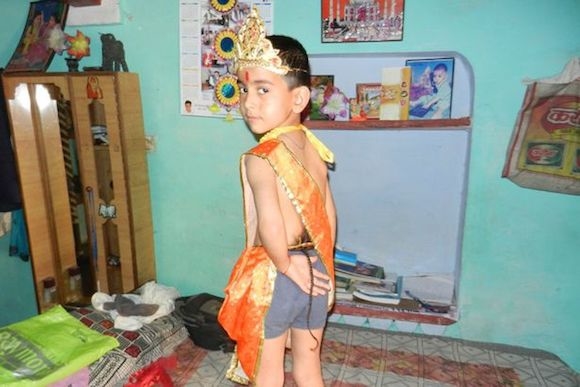  dị tật, dị tật được tôn thờ như thần thánh, kỳ dj, mặt người có vòi, người có 8 chi, kỳ lạ, tin ngôi sao