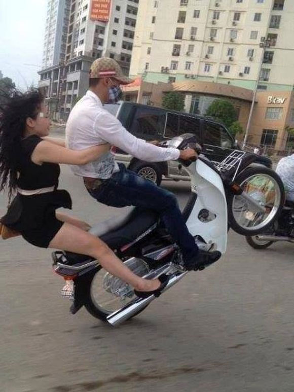 khoảnh khắc hài hước,khoảnh khắc dở khóc dở cười,15 khoảnh khắc dở khóc dở cười
