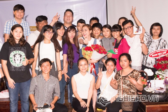 Hoang thuy linh,ca si hoang thuy linh,hoang thuy linh nhat ky vang anh,sinh nhat hoang thuy linh,hoang thuy linh gian di
